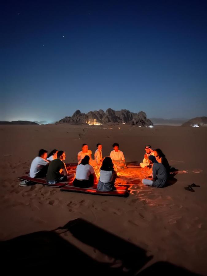 Wadi Rum Sunset Camp Exterior photo
